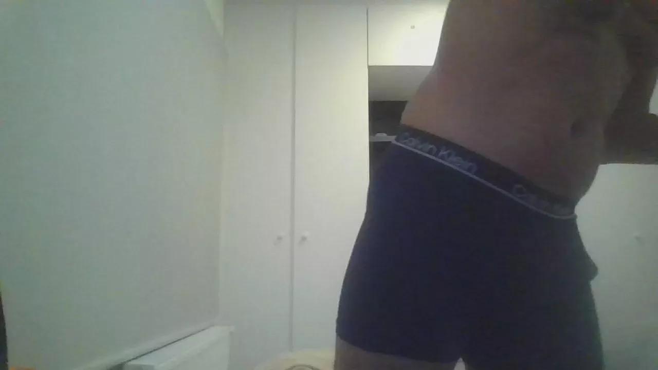 pollo_cko on Cam4 