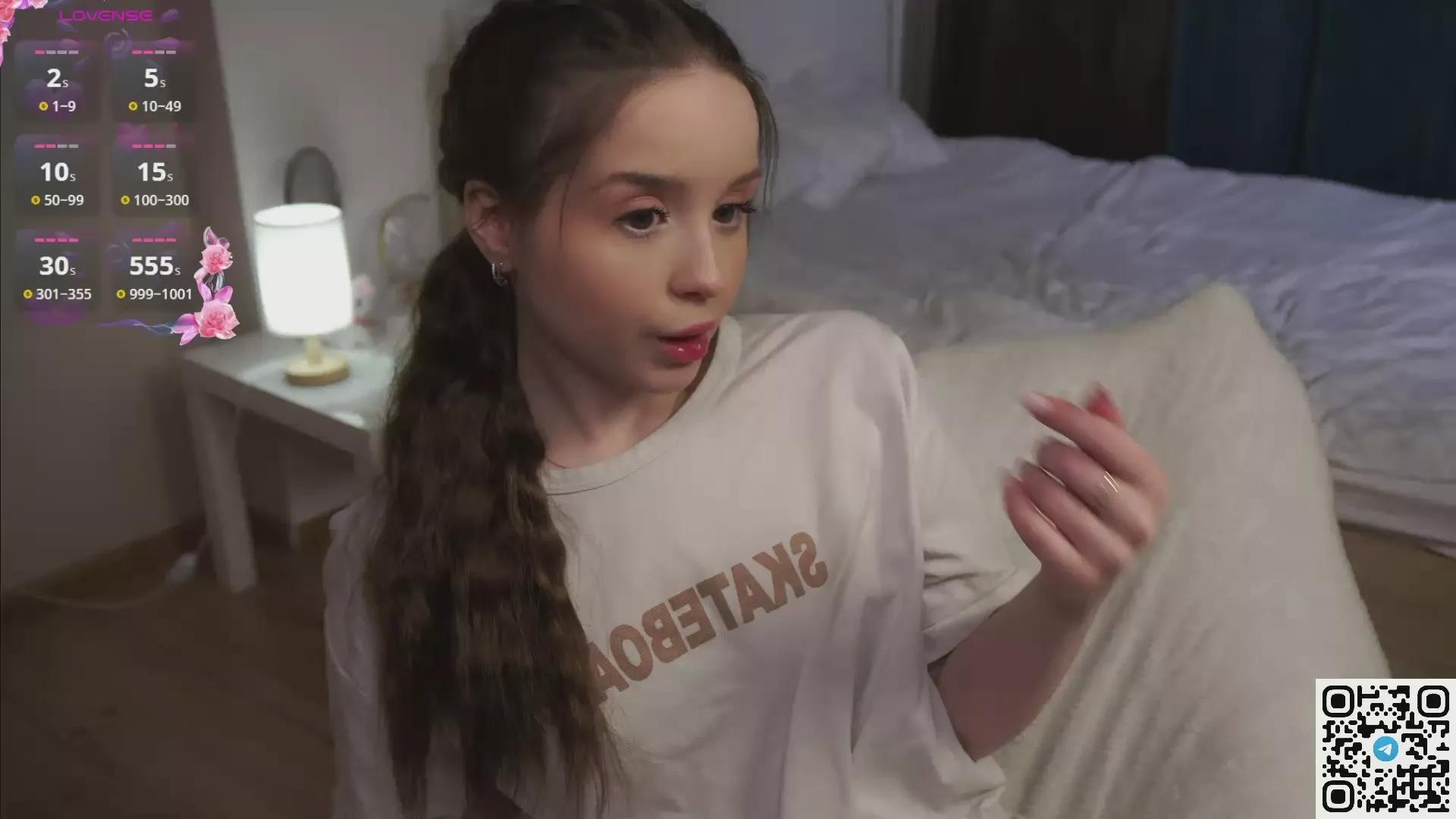 Polly_dolly_ on Cam4 