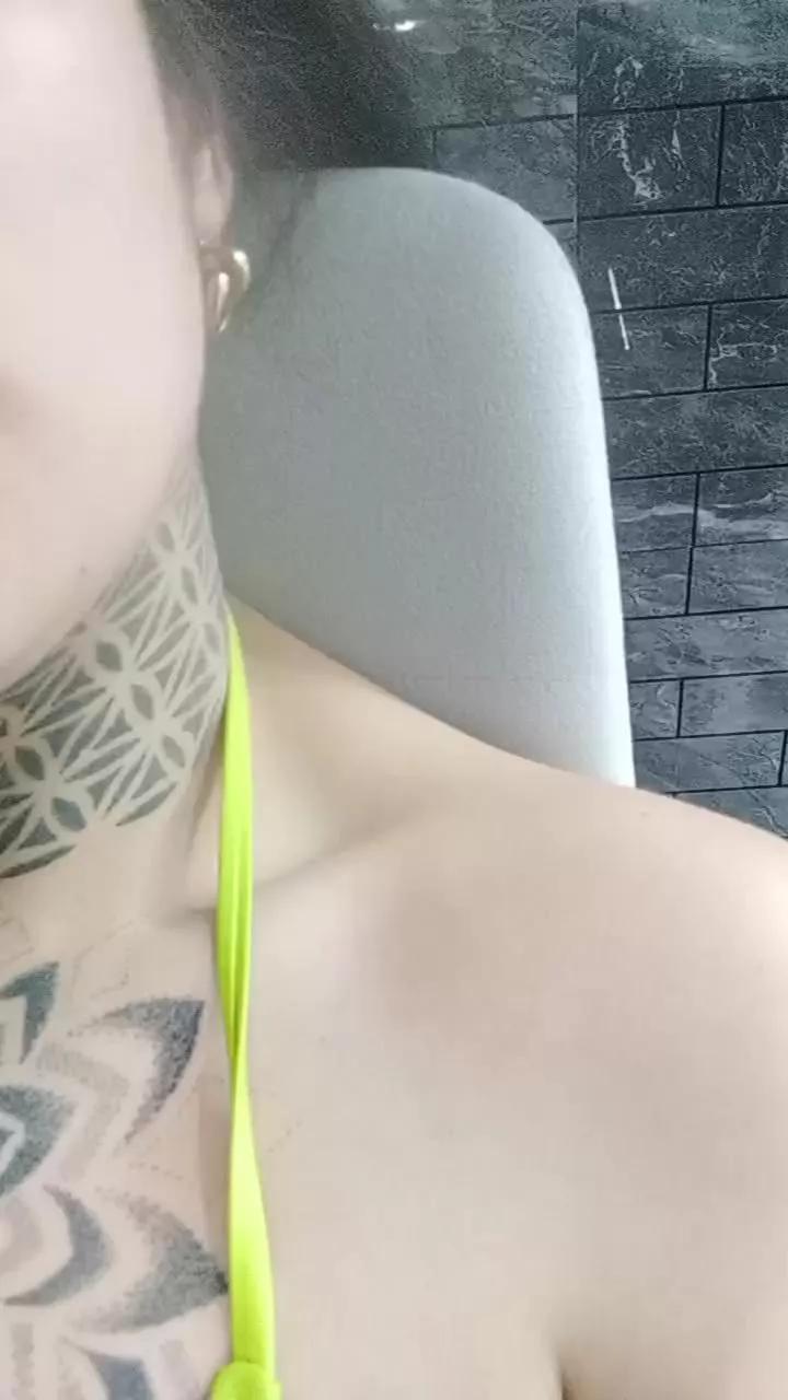 porcellina181 on Cam4 