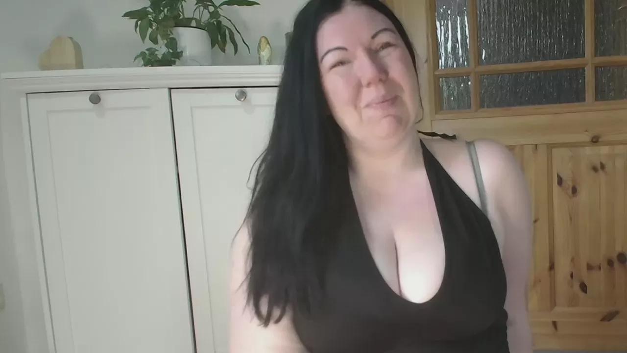 Offline pussy6wetlips on Cam4