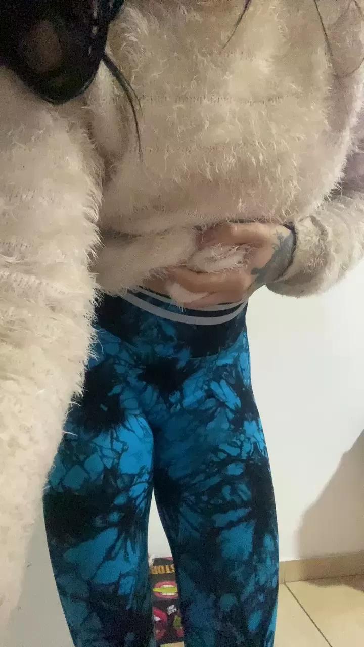 Queeen00 on Cam4 