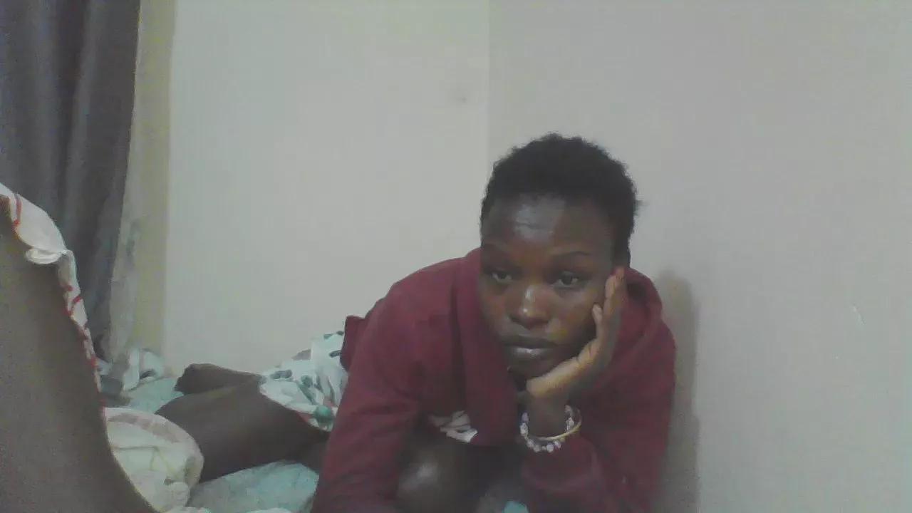 Queen_grashia on Cam4 