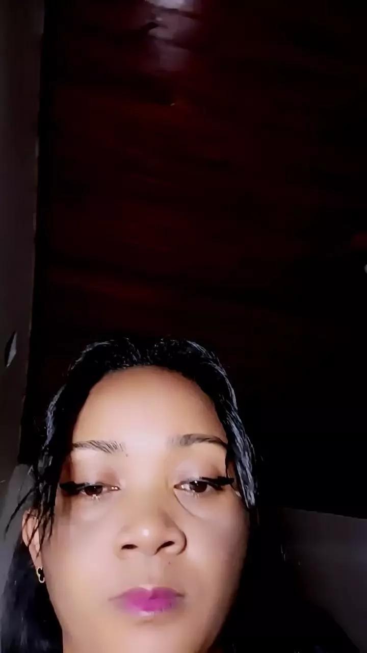 queenny1 on Cam4 
