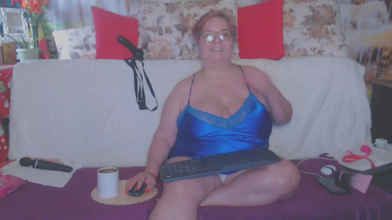 QueenPammy on Cam4 