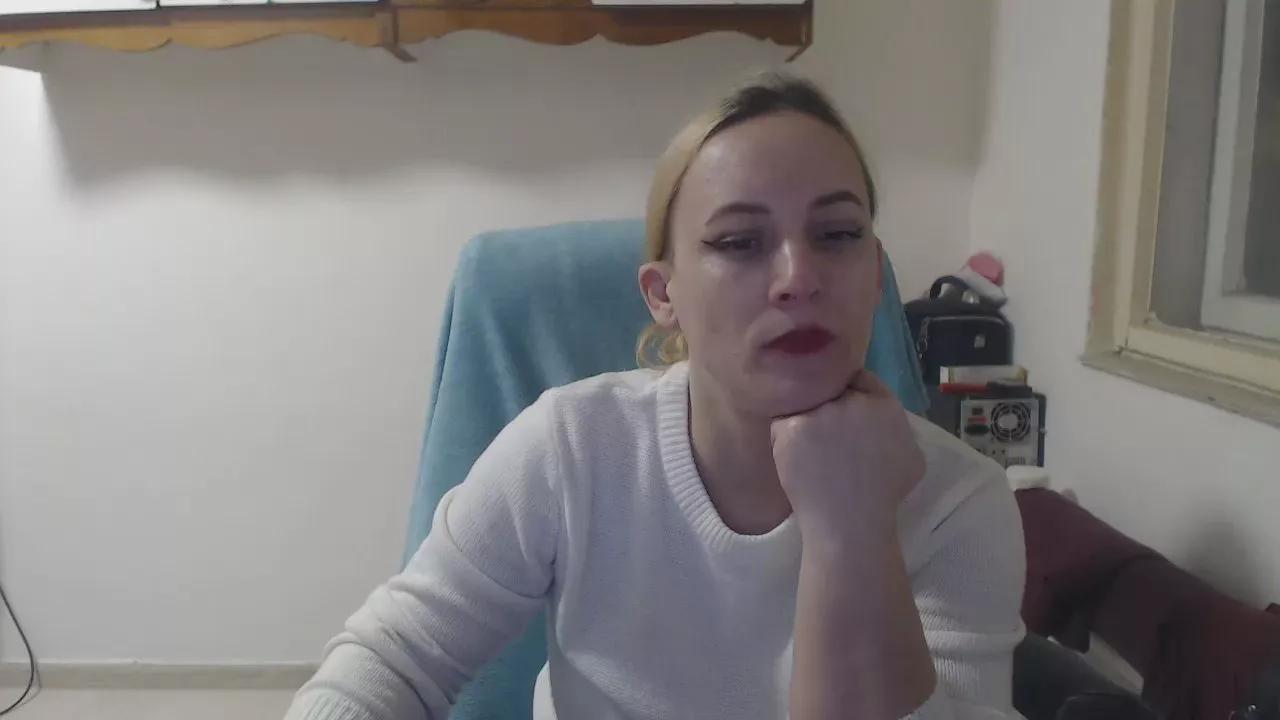 queensinner on Cam4 