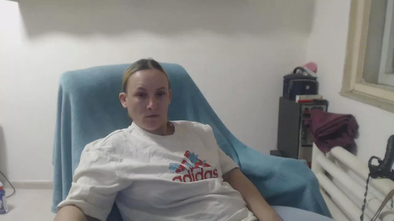 queensinner on Cam4 