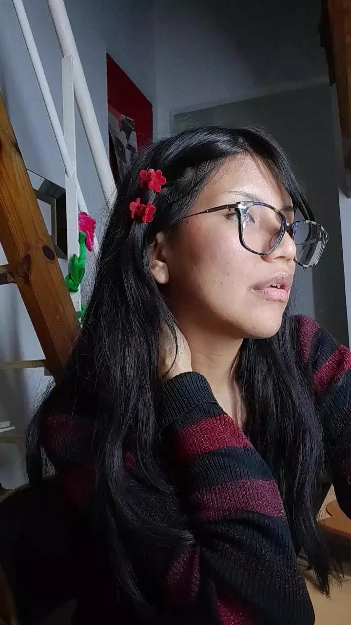 Freechat r0m44 on Cam4