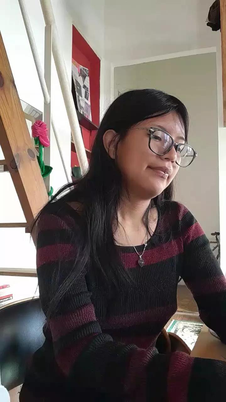 Freechat r0m44 on Cam4