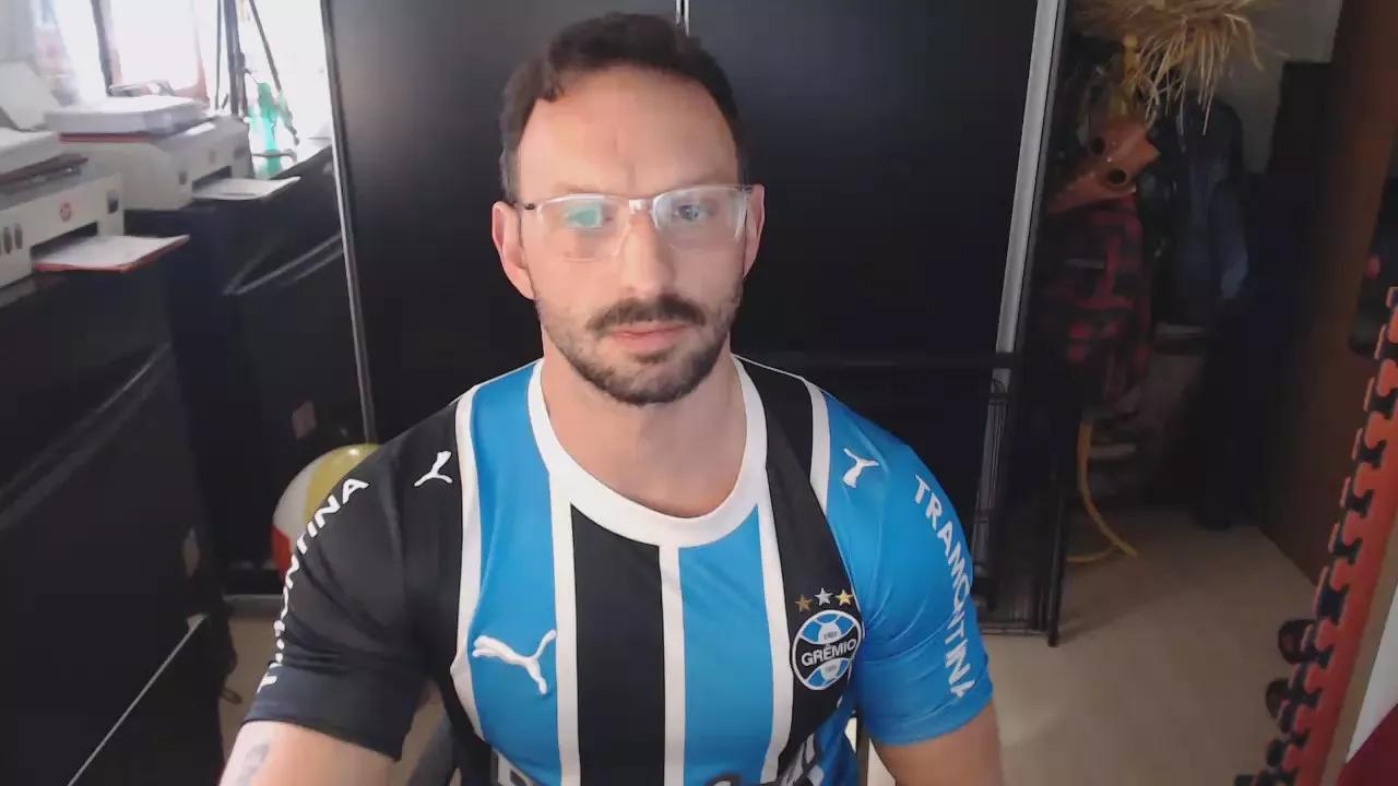 RafaBR82 on Cam4 