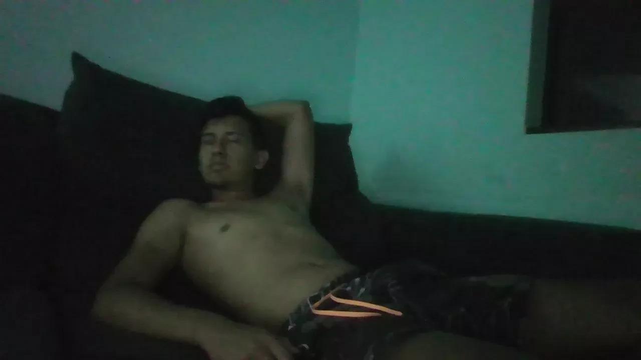 Rafarovii979 on Cam4 