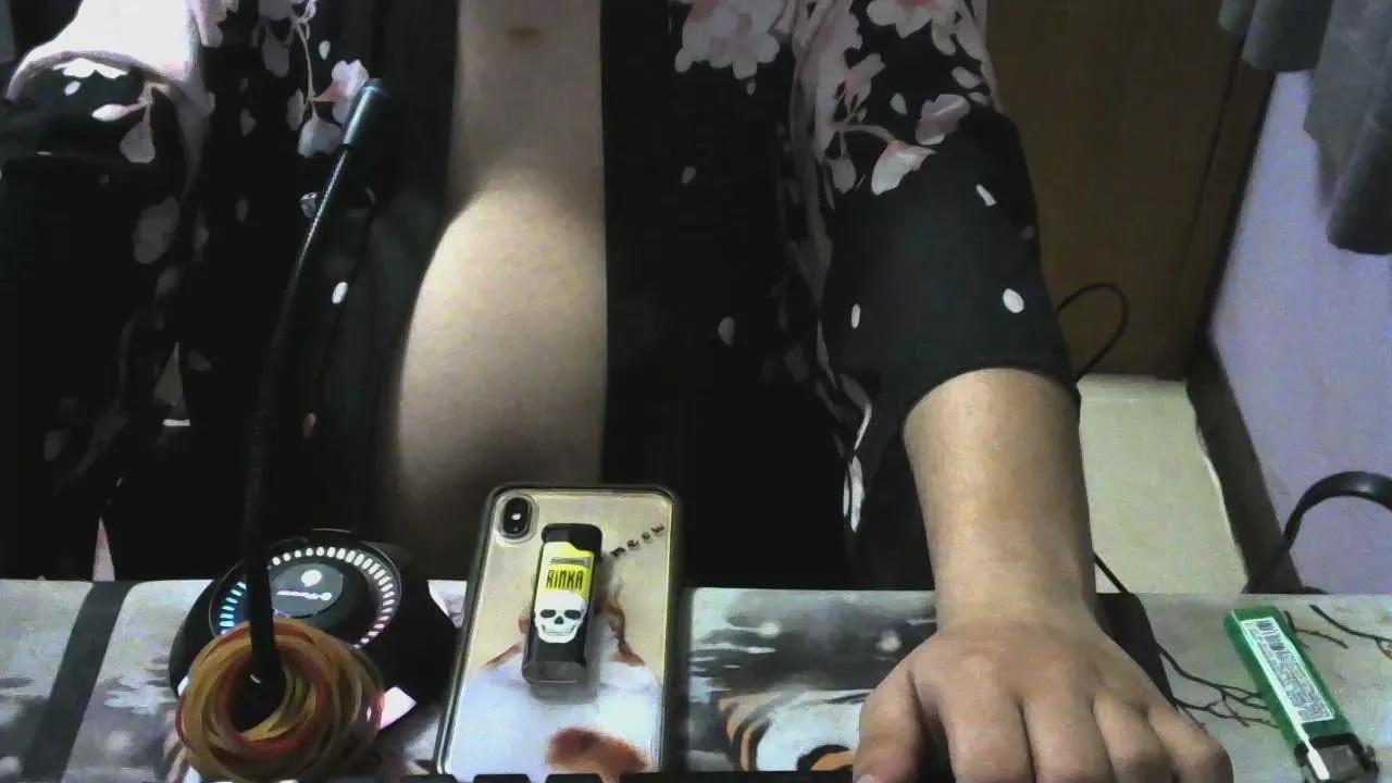rainbear_ on Cam4 