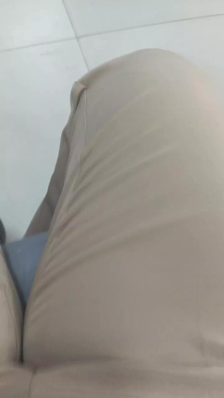 Raissa084 on Cam4 