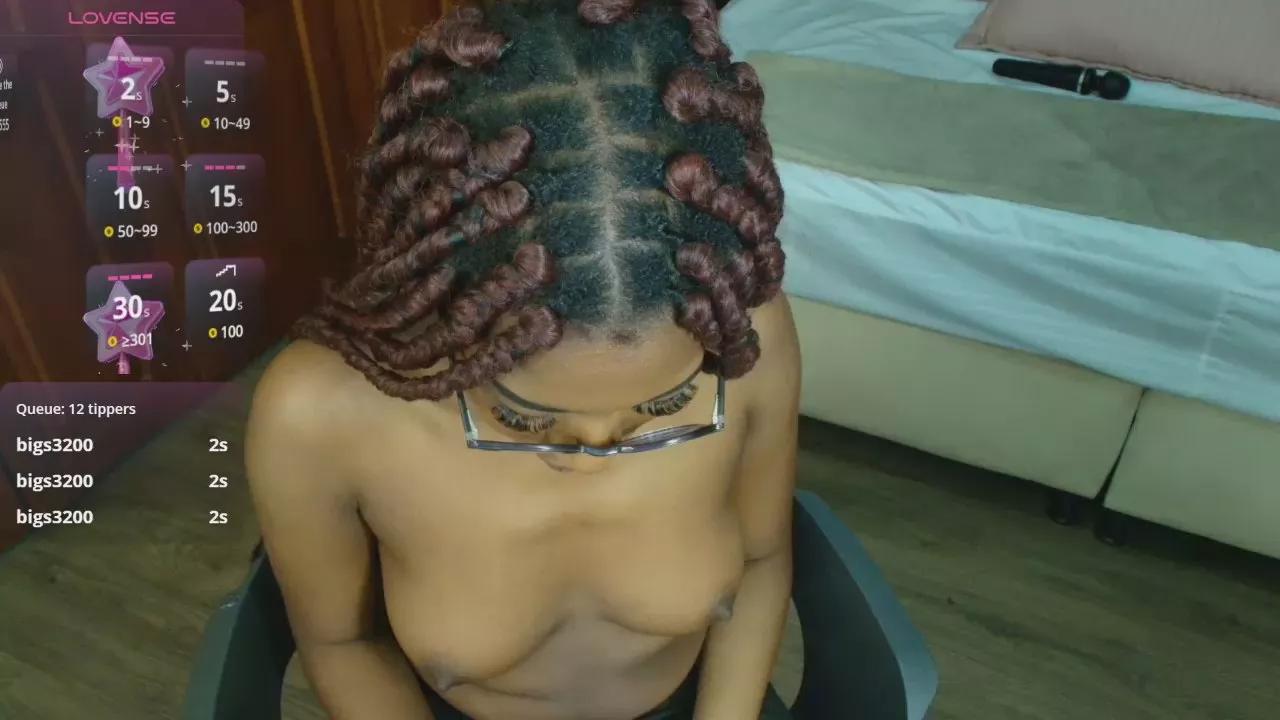 Offline Raqueljones_ on Cam4