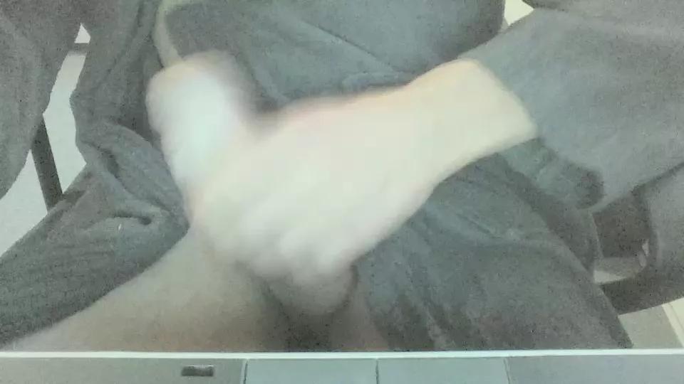 rattle69 on Cam4 