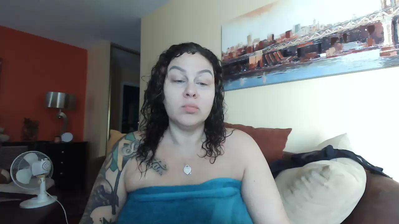 RealHomewrecker on Cam4 