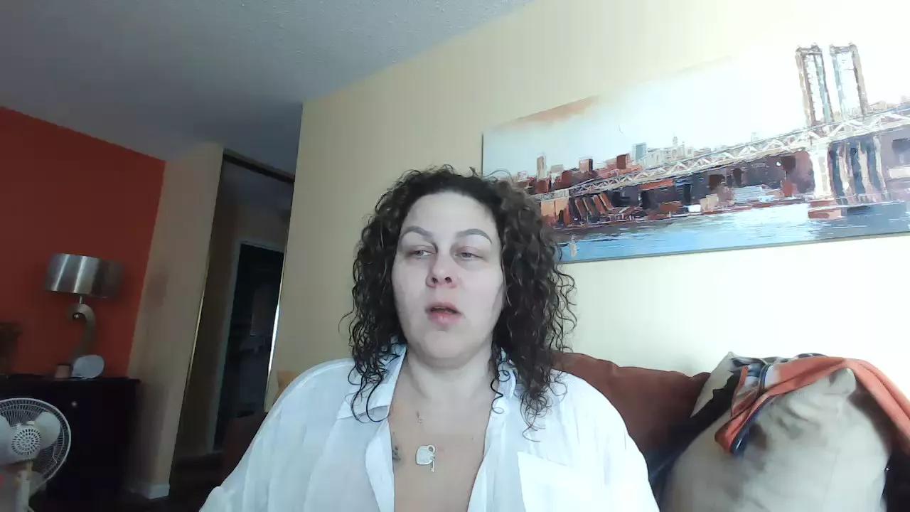 RealHomewrecker on Cam4 
