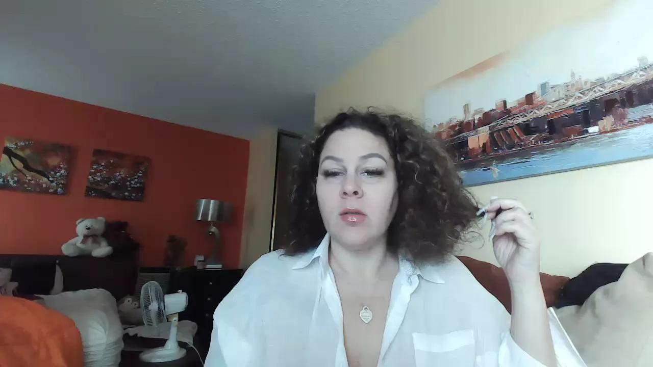 RealHomewrecker on Cam4 