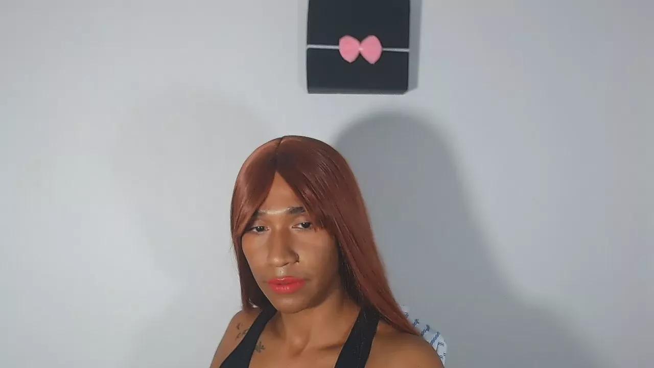 red_veltet on Cam4 