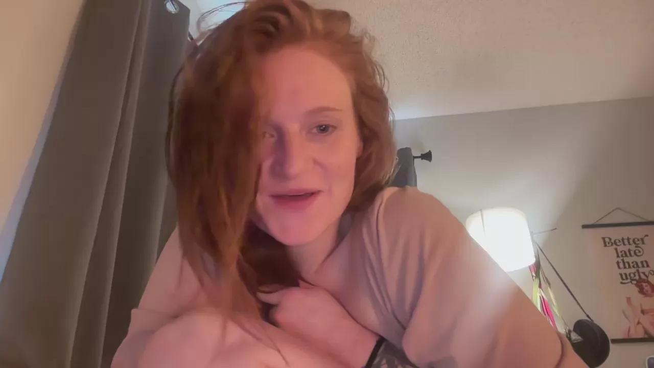 RedHeadeadSweet on Cam4 