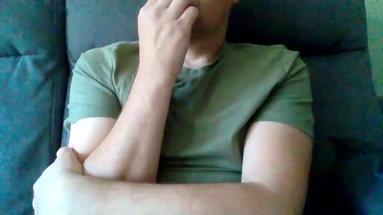 regularrob on Cam4 