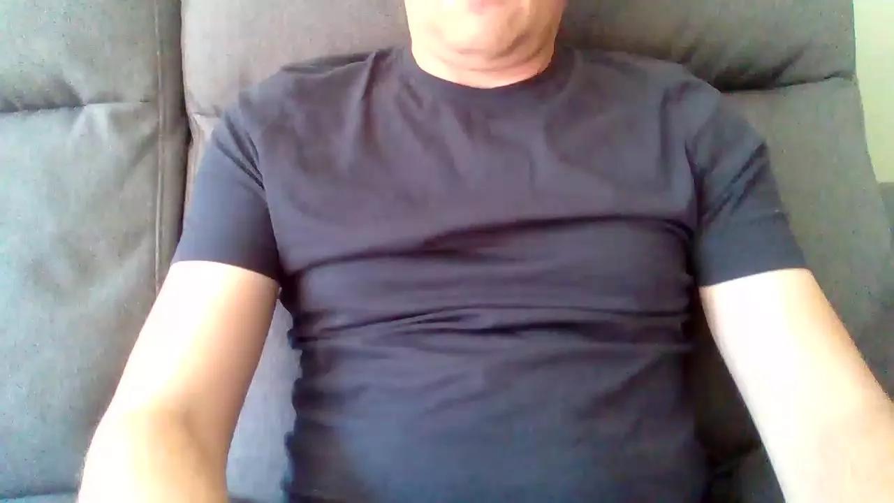 regularrob on Cam4 