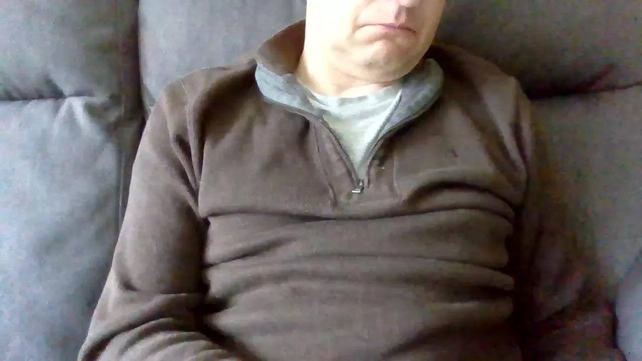 regularrob on Cam4 