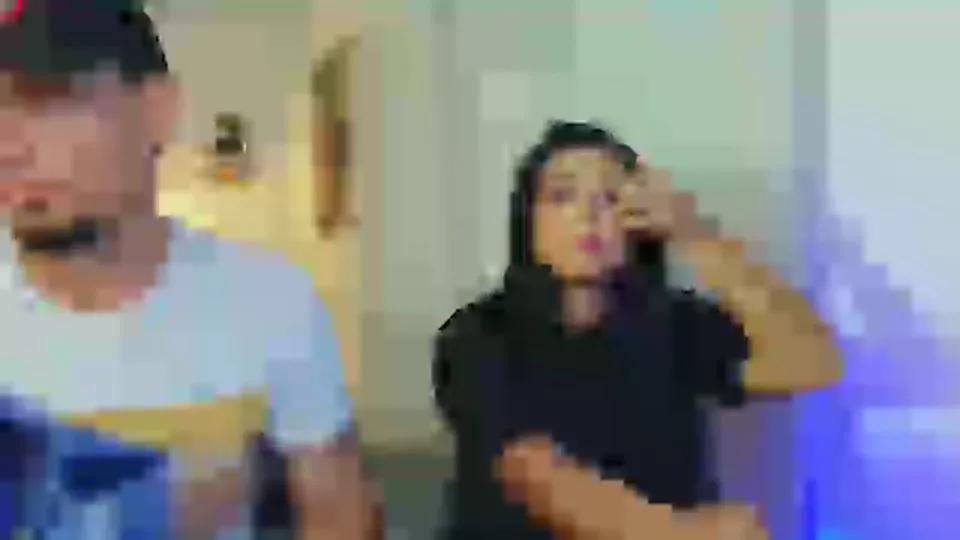 Reina_paola on Cam4 
