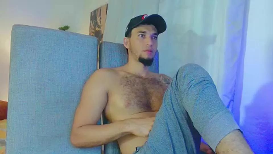 Reina_paola on Cam4 