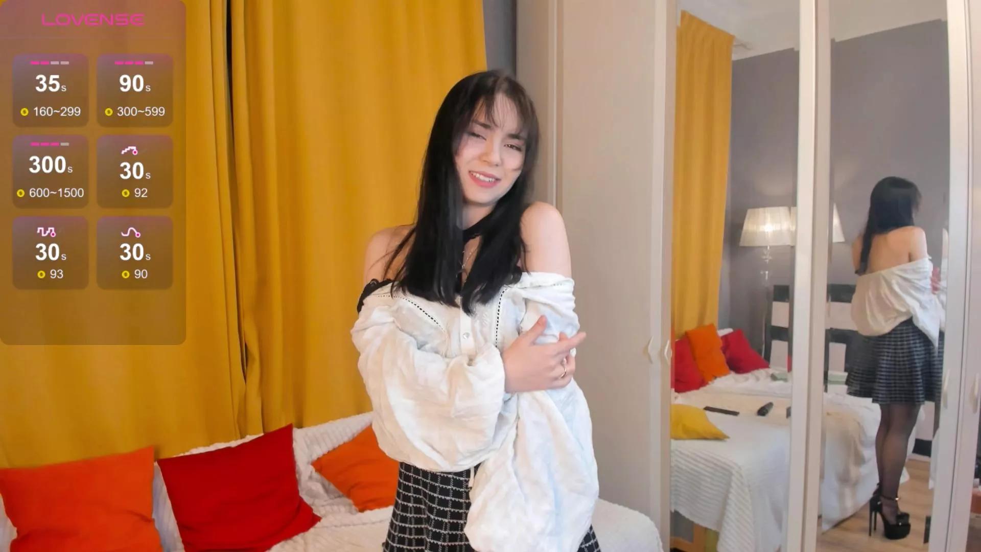 RenaBlake on Cam4 