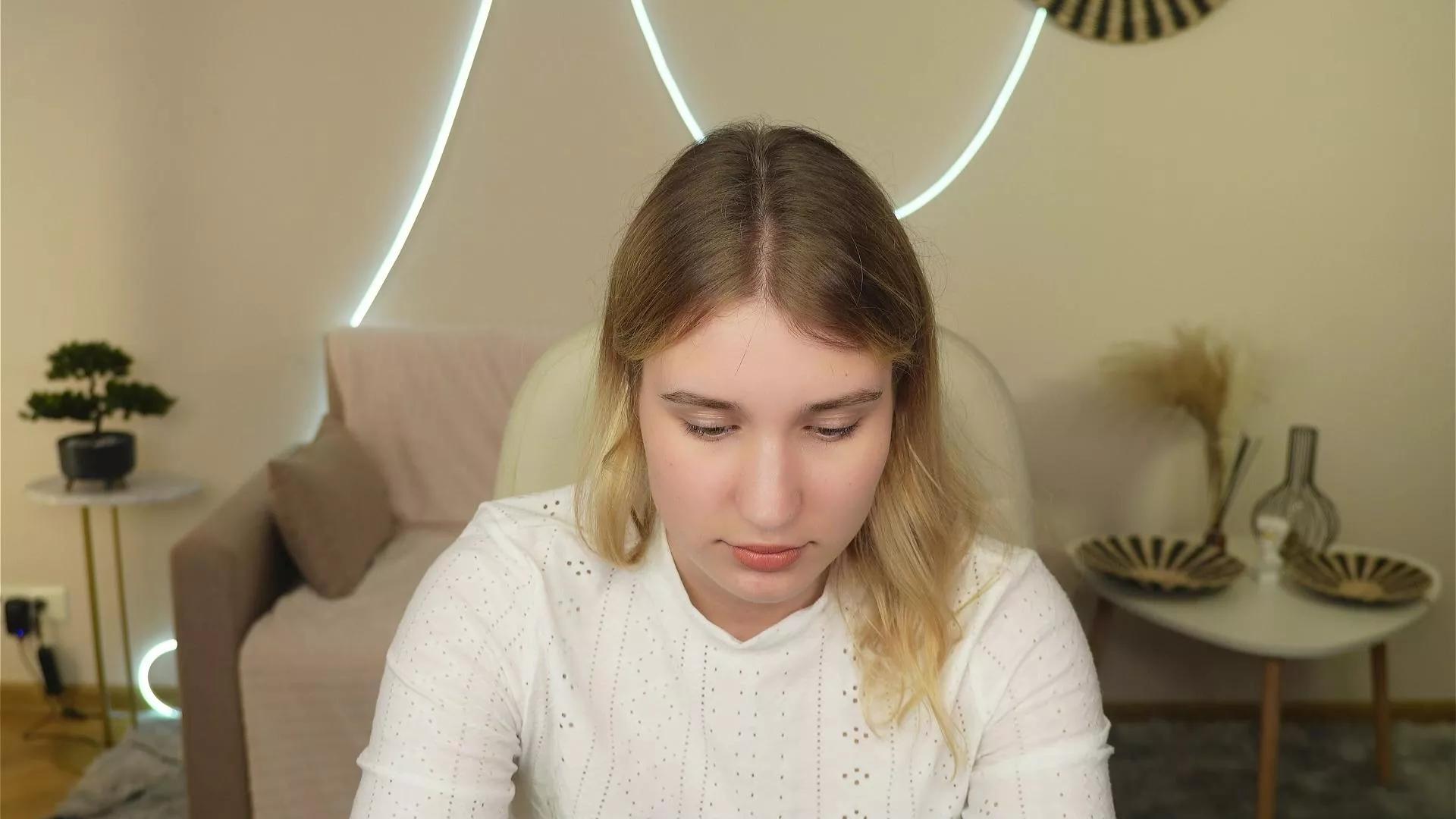 Offline RexanneBunton on Cam4