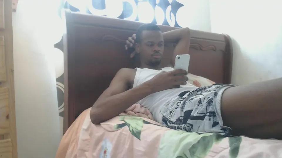 richardpac0q2 on Cam4