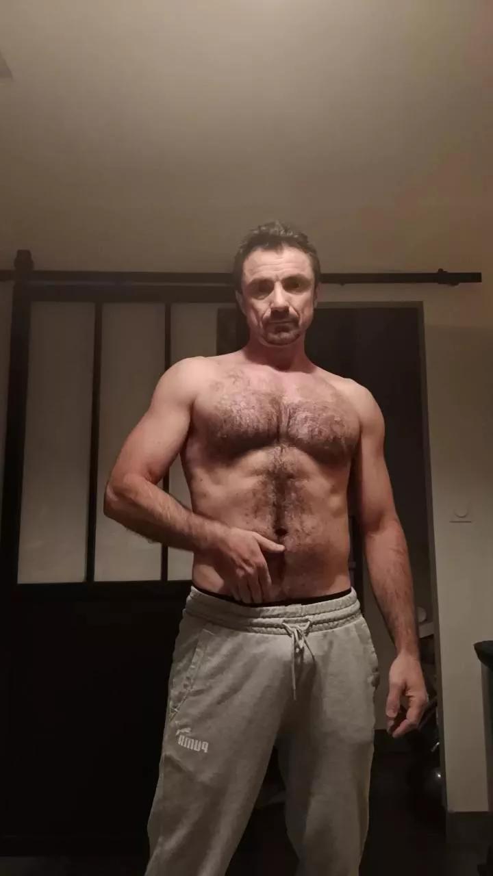 Rick8271 on Cam4