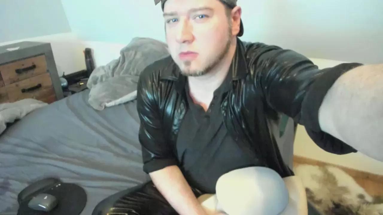 RLPlover on Cam4 