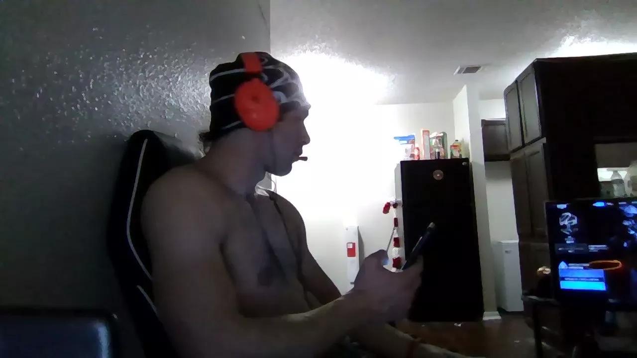robert1774 on Cam4 