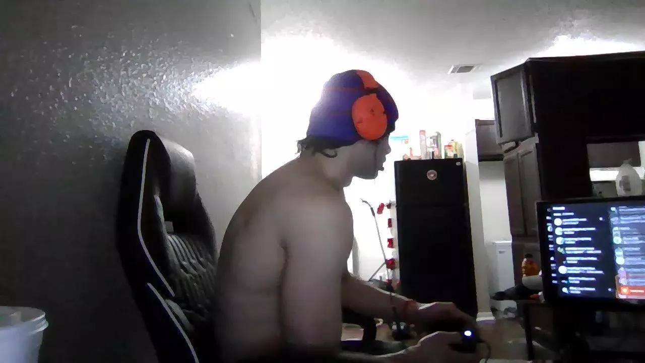 robert1774 on Cam4 