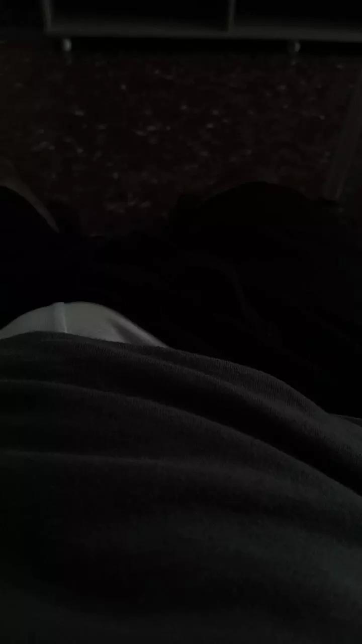 Roger9229 on Cam4 