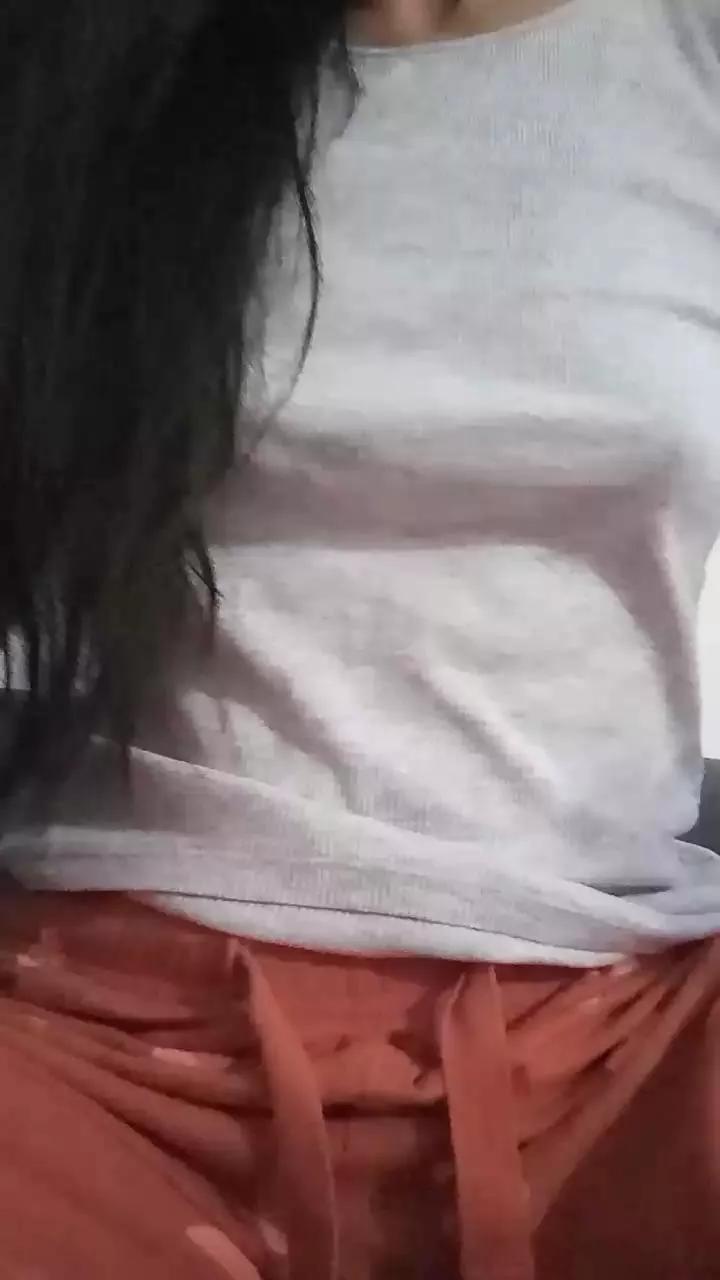 romi183 on Cam4 