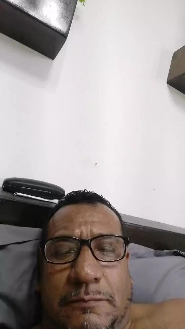 roncoratonm2 on Cam4 