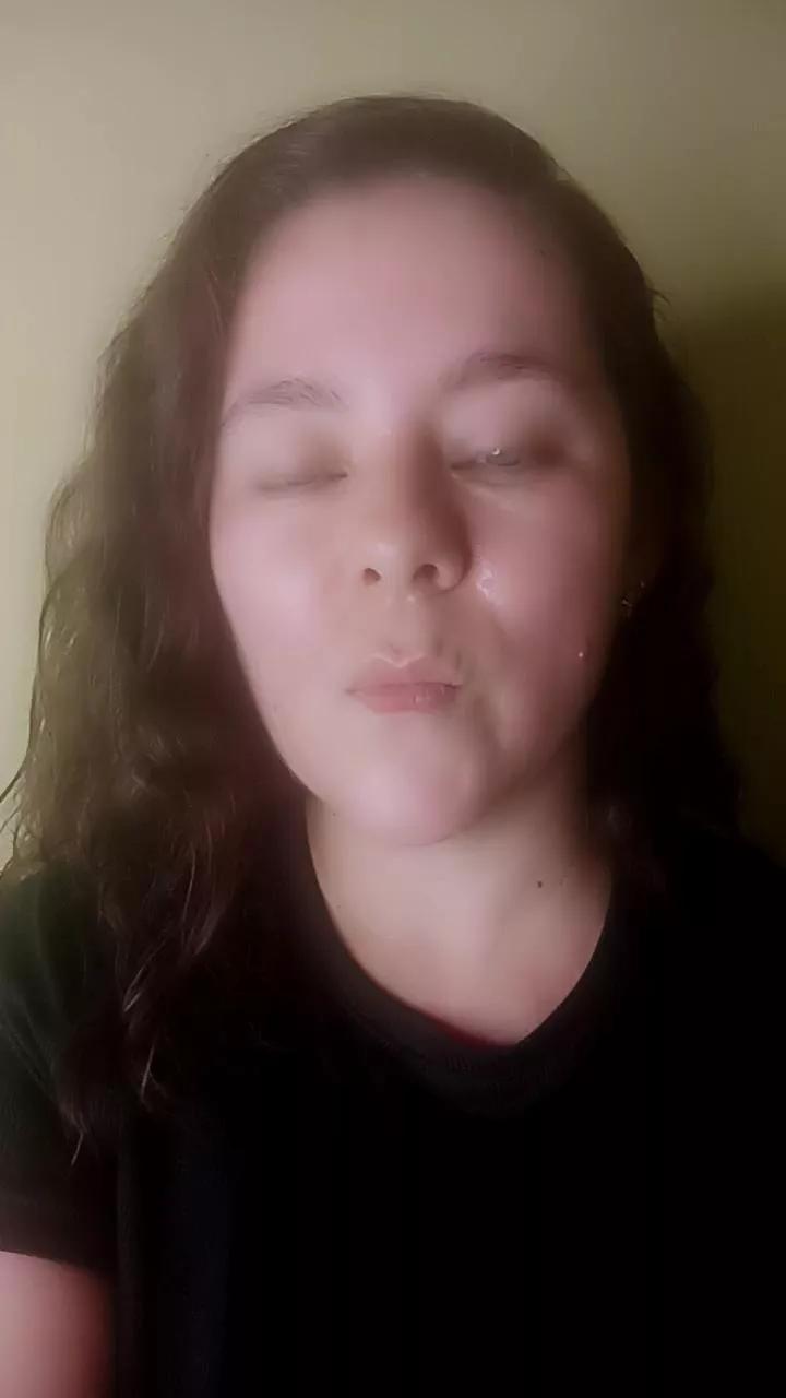 Offline Rose_milff on Cam4