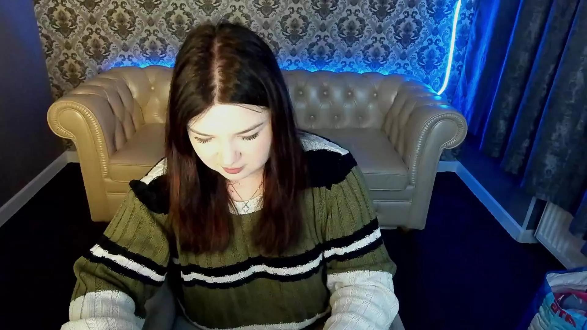 Freechat RoseMonroee on Cam4