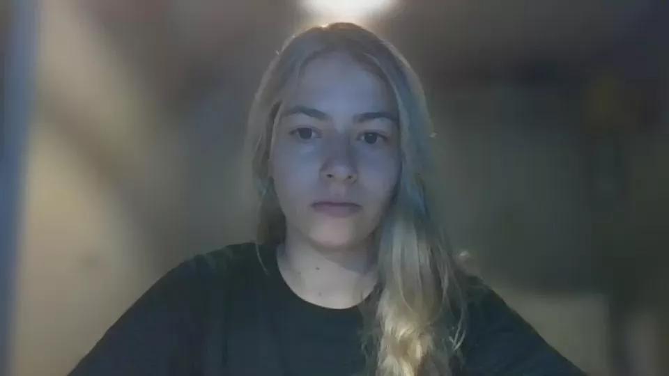 Rosie_June on Cam4 