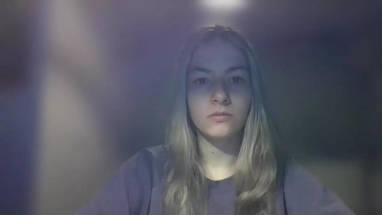 Rosie_June on Cam4 