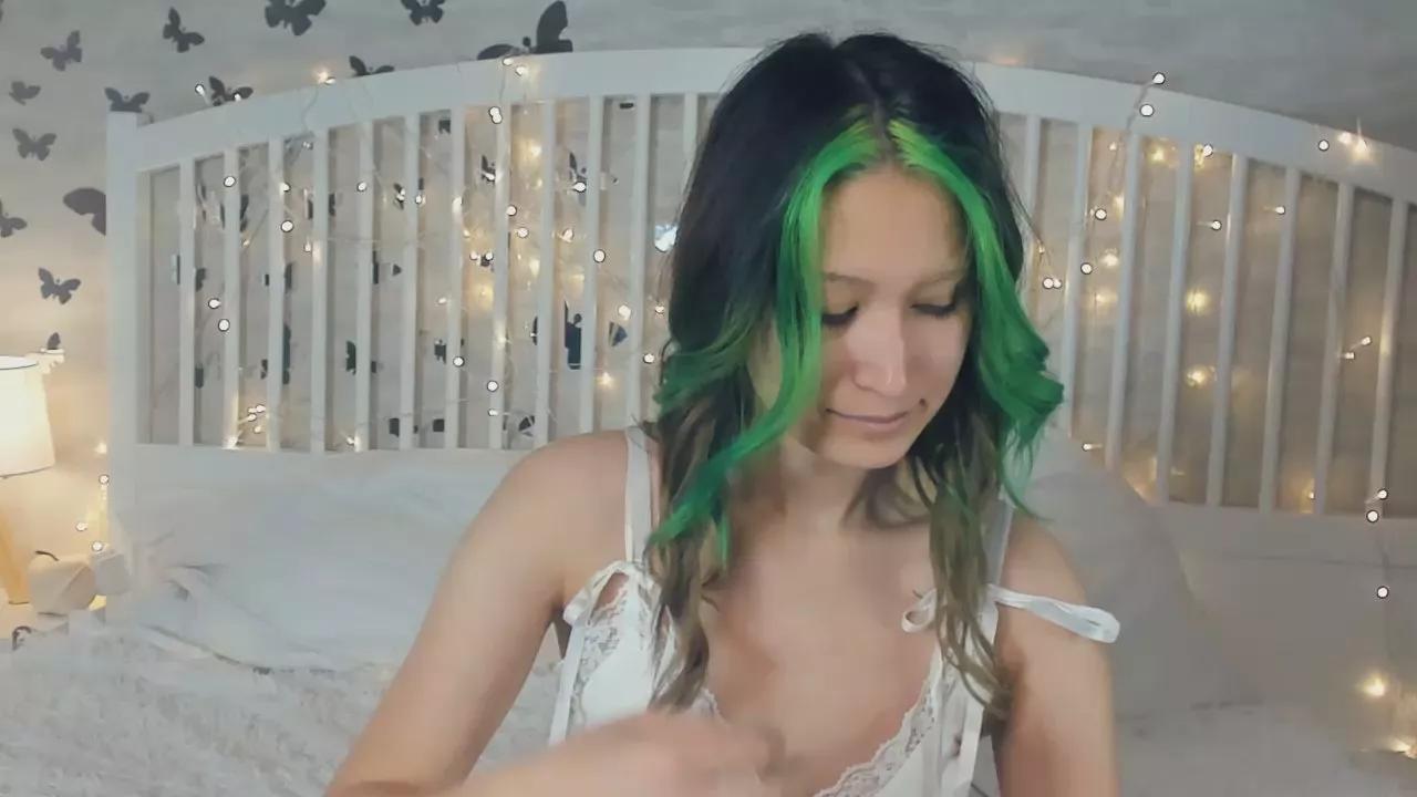 RowenaHazlett on Cam4 