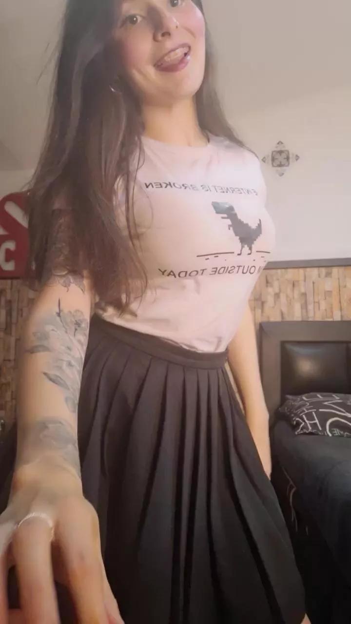 Roxannepiggy on Cam4 