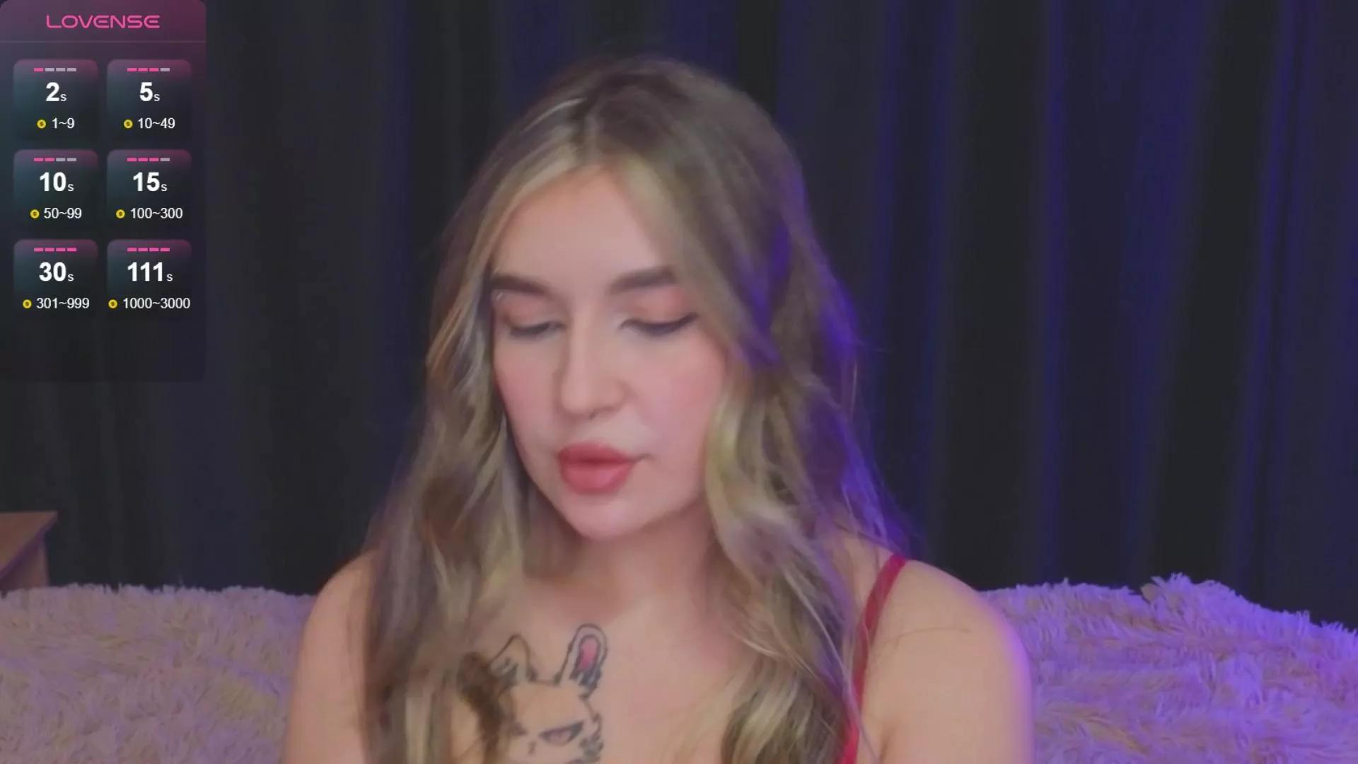 roxychilli on Cam4 