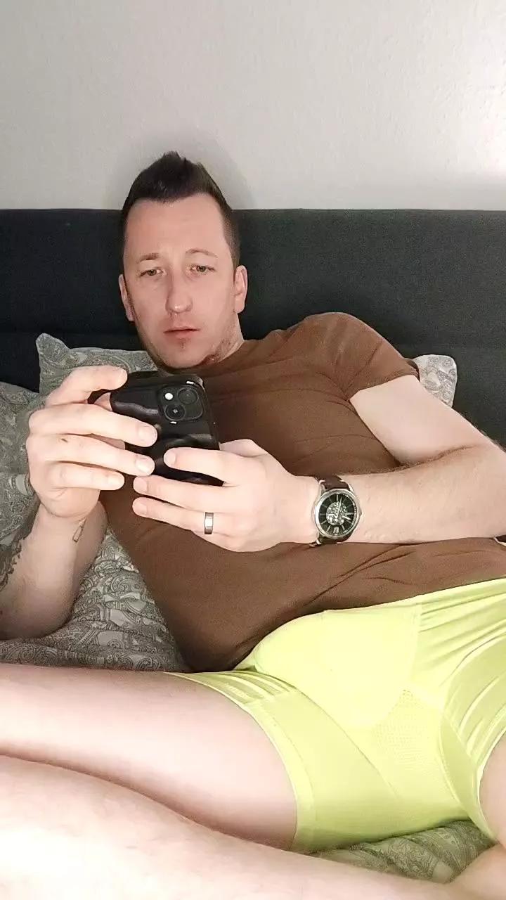 roy21jahre on Cam4 