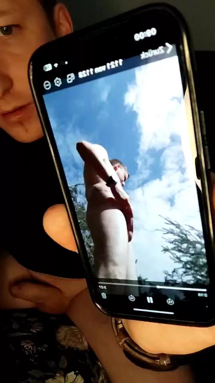 roy21jahre on Cam4 