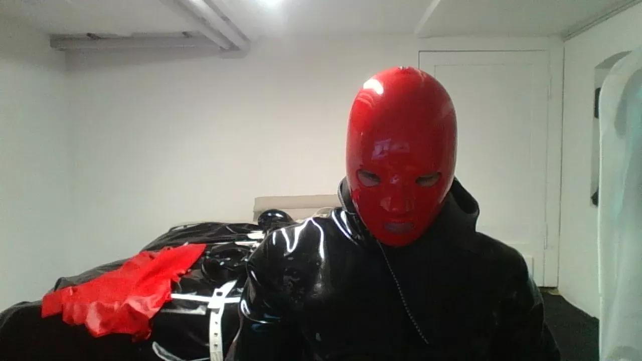 rubberneoguy on Cam4 