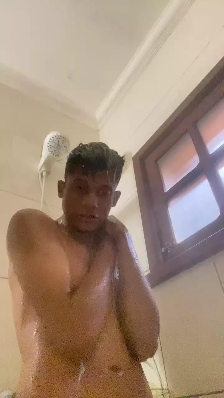 ryan2028 on Cam4 