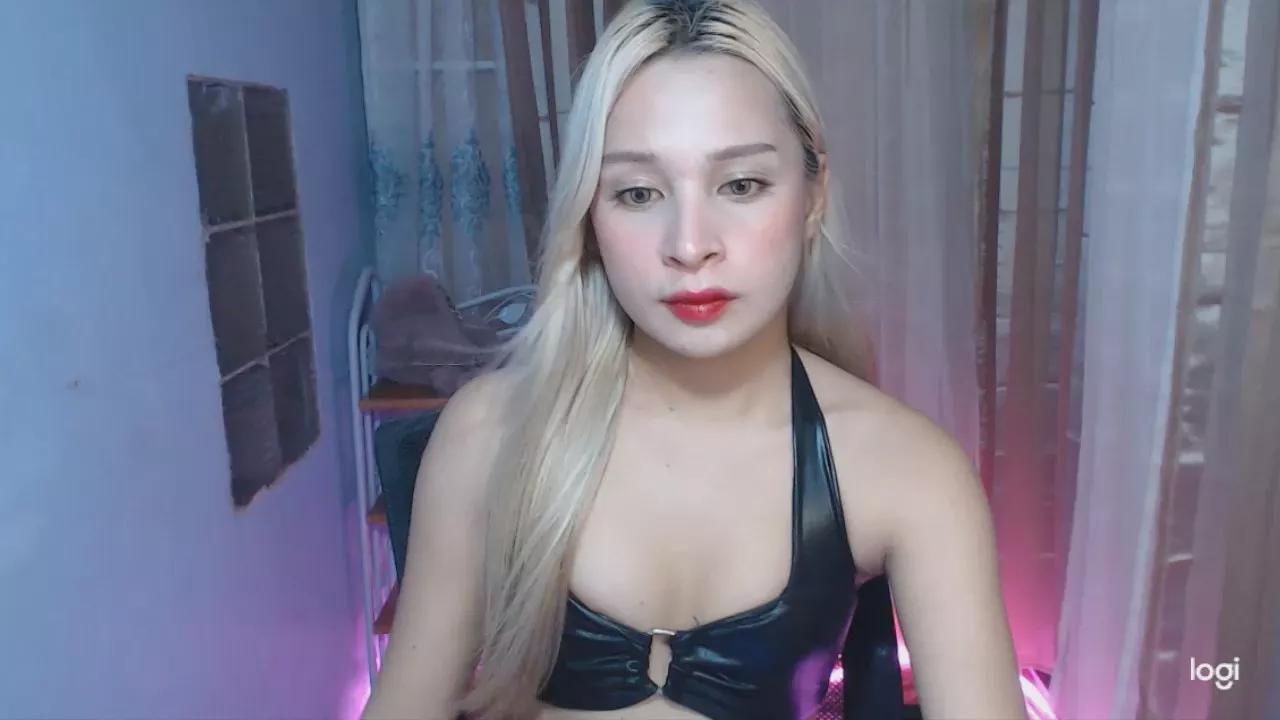 SabrinaGrande69 on Cam4 